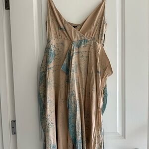 Gryphon 100% silk Beige and Blue Dress